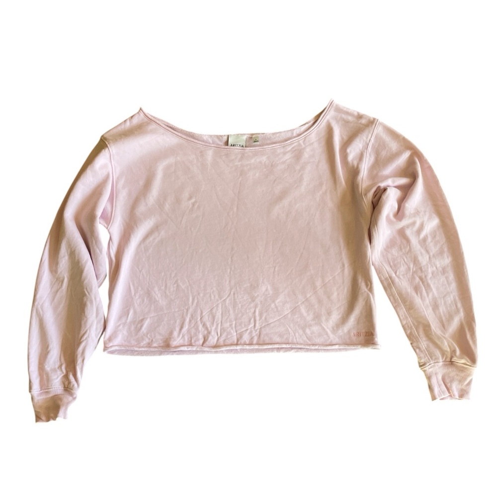 Aritzia Light Pink Cropped Long Sleeve Top